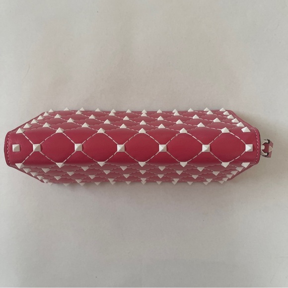 Valentino Garavani Rockstud Pink Wallet - Picture 3 of 12